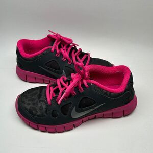 Nike Free Run 616698-001 Pre Owned Girls Size 4Y, Color Pink